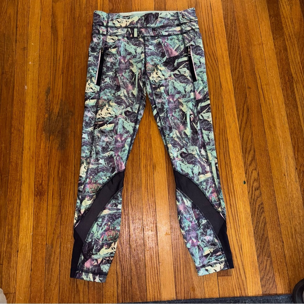Lululemon Inspire Crop Leggings Size Small